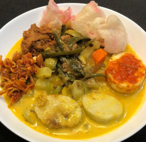 Inilah Bahan dan Cara Membuat Aneka Lontong