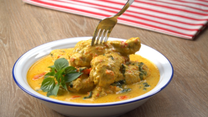 Tips Memasak Ayam Tuturuga Khas Manado yang Terkenal Lezat
